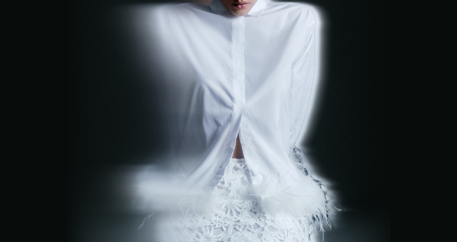 How Technology and Timelessness Are Shaping the Women's Market 